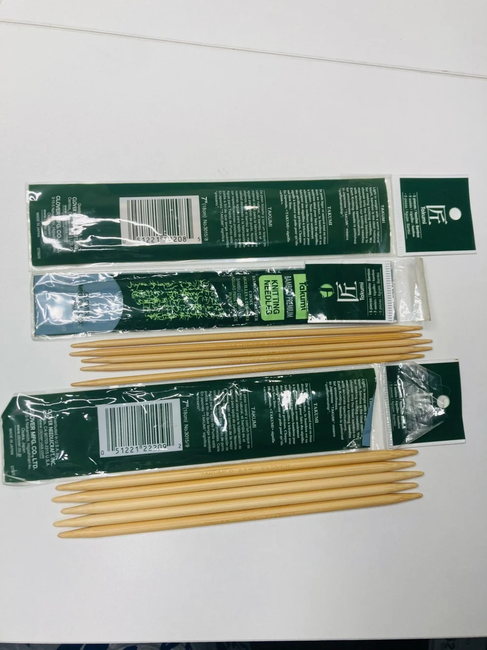 1 Sealed + 2 Clover Takumi Double-Pointed Bamboo Knitting Needles sizes 5, 8, 9
